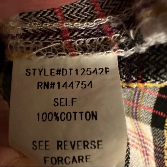 Davi & Dani Fringed Edge Oversized Flannel Shirt - Picture 8 of 11